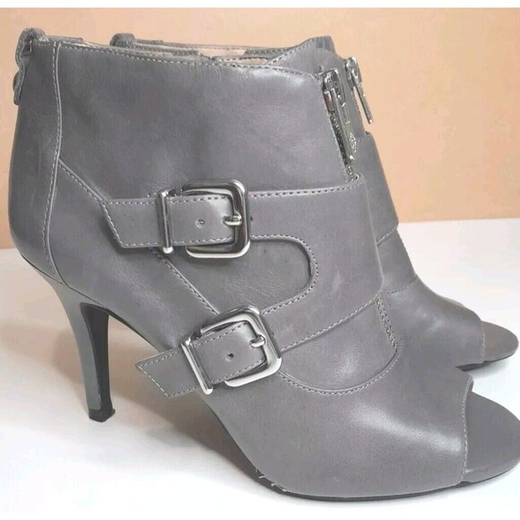 Antonio Melani Sz 6 Ankle Bootie Gray Leather Open-Toe Heels w Zippers & Buckles - Picture 1 of 16